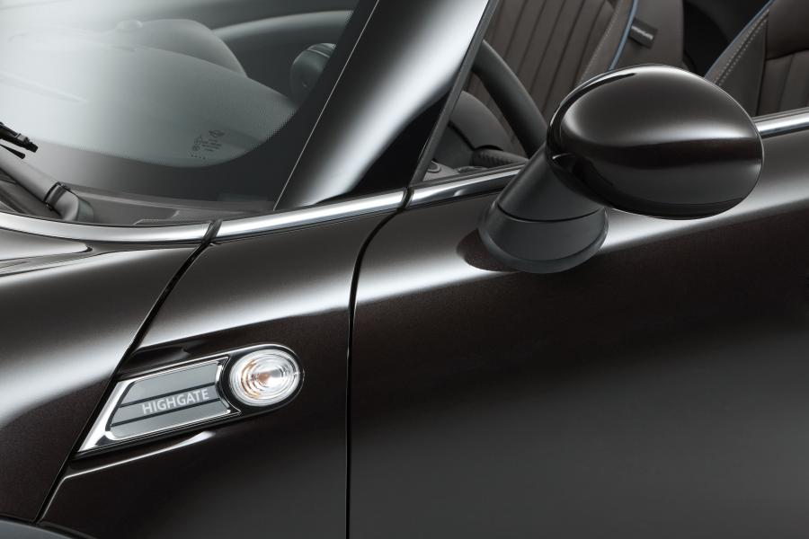  Mini Cooper S Cabrio Highgate 2012 года  (фото 20 из 30)